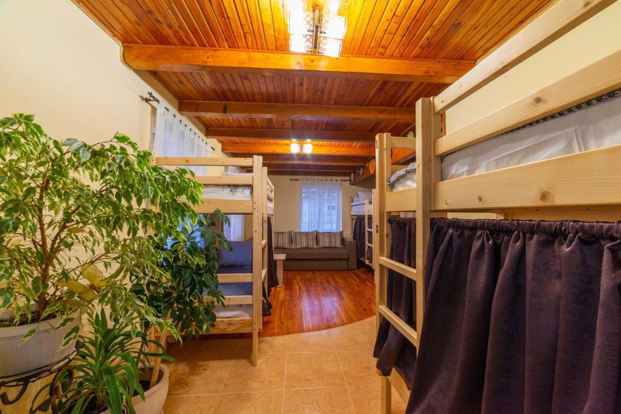 Хостел Галіція Kolomyia Exterior foto