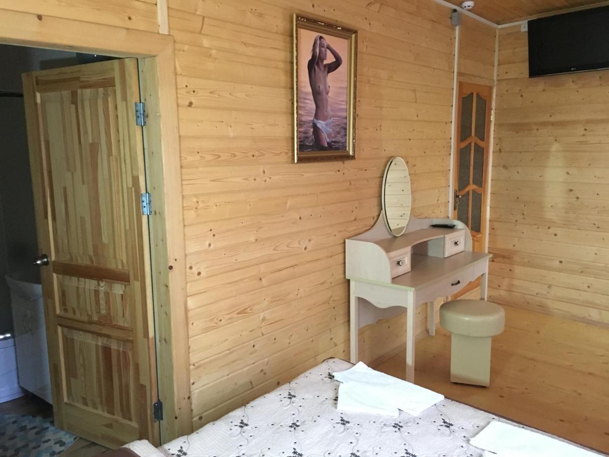 Хостел Галіція Kolomyia Exterior foto